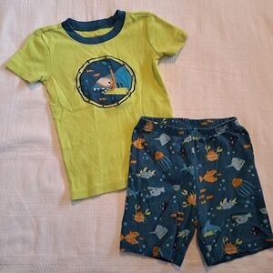 Gymboree boys size 4 fishy pajama set, snug fitting